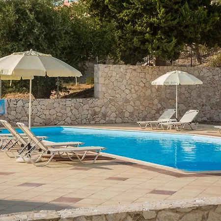 Eagle's Nest Apartament *